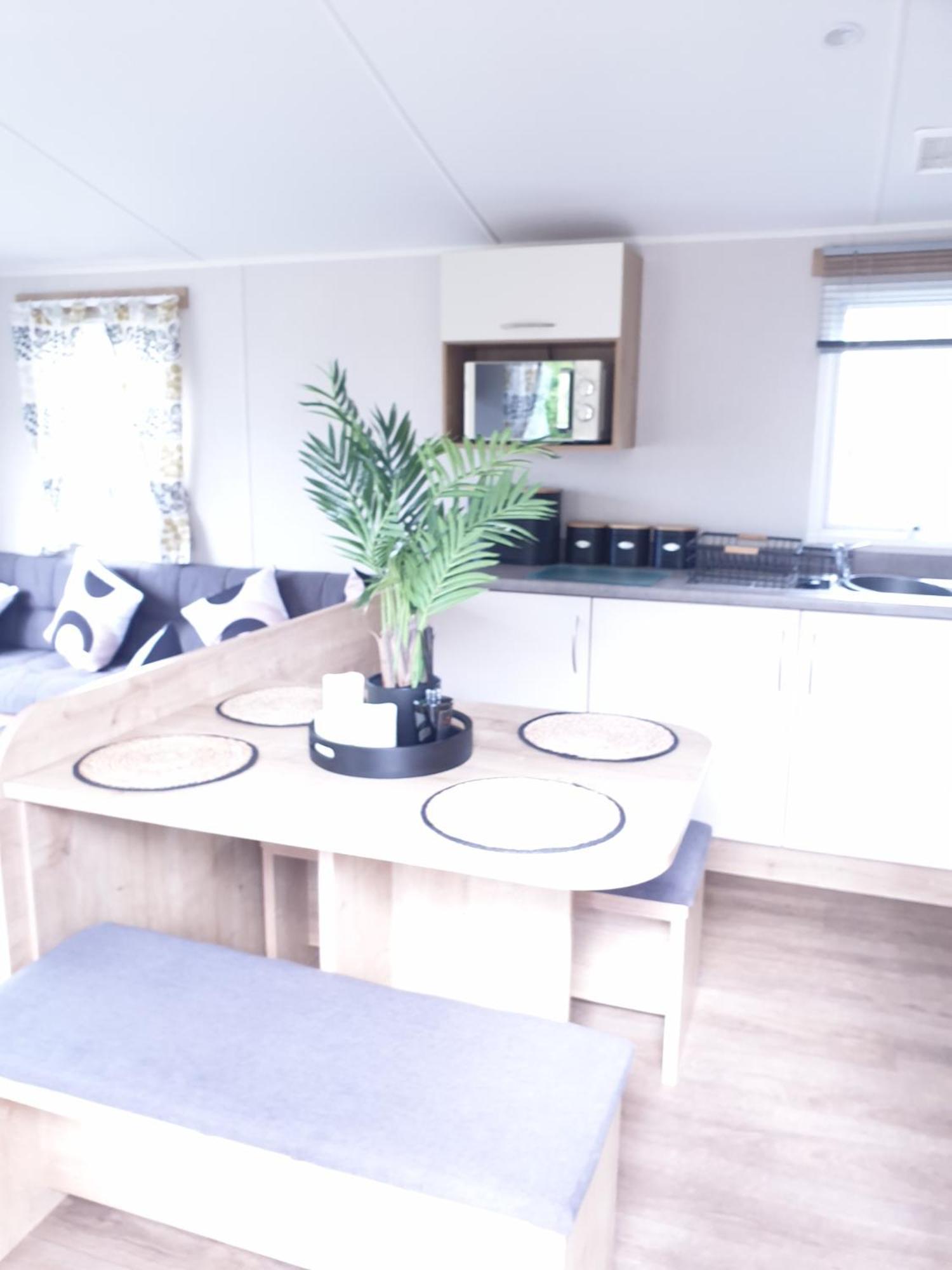 16 Anglers Acre Luxury Hot Tub Break Tattershall Lakes Εξωτερικό φωτογραφία
